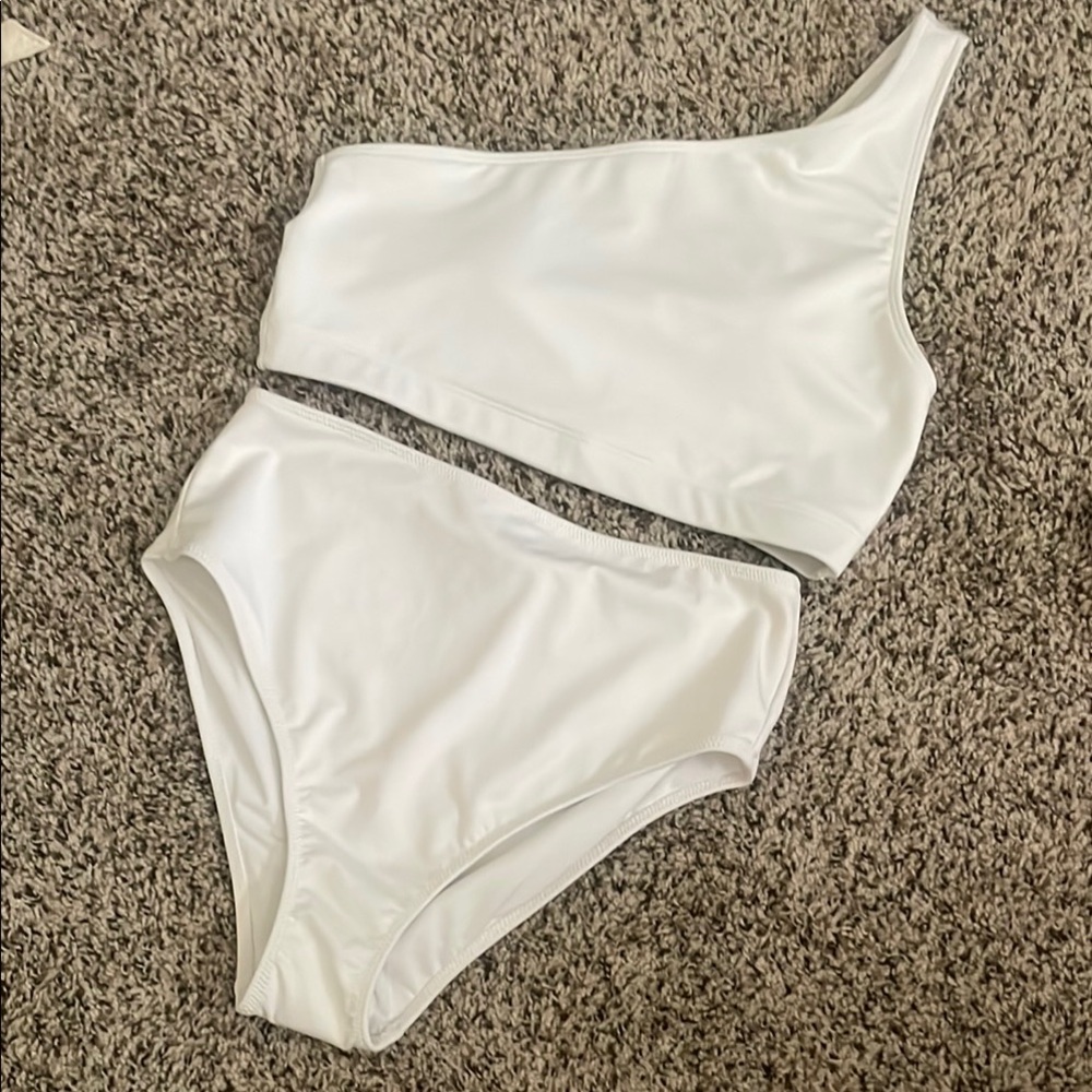 White One-Shoulder Bikini Set